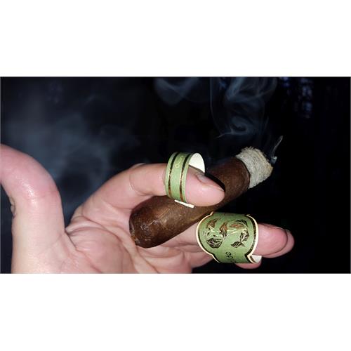 Matilde Oscura Toro Bravo 6 1/2 * 54