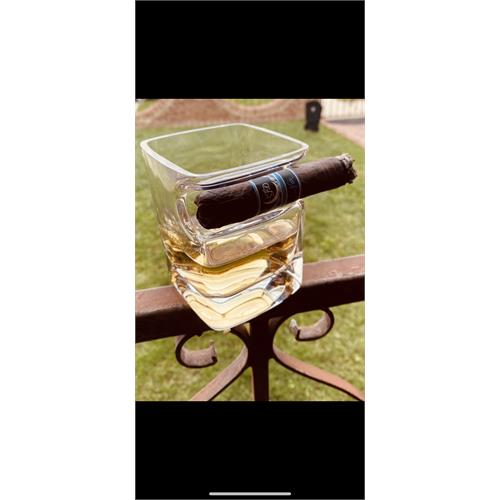 La Flor Dominicana La Nox 6 1/2 * 50