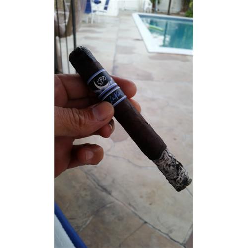 La Flor Dominicana La Nox 6 1/2 * 50