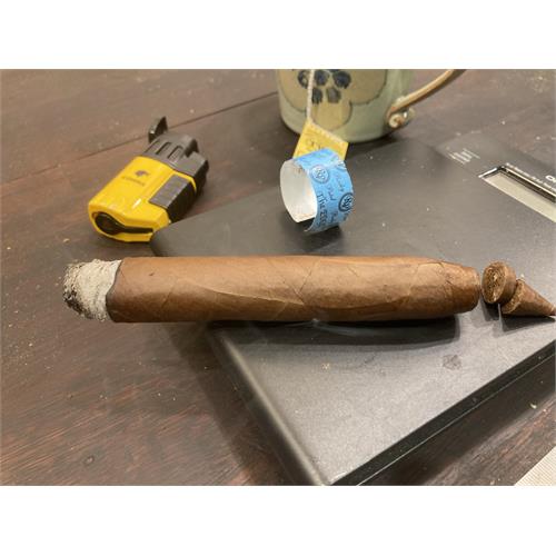 Rocky Patel The Edge Habano Torpedo 6  * 52