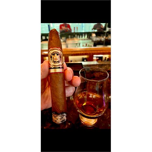 Arturo Fuente Don Carlos Belicoso 5 3/8 * 52