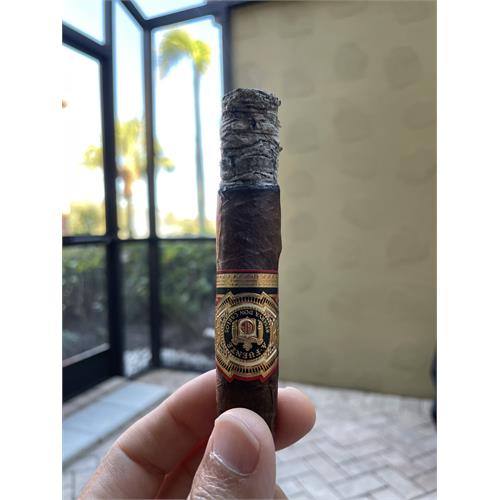 Arturo Fuente Don Carlos Belicoso 5 3/8 * 52