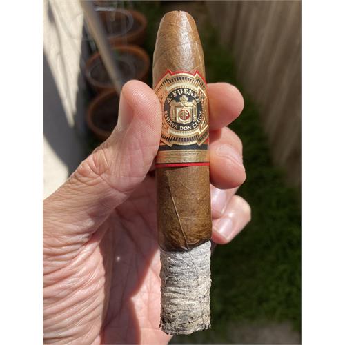 Arturo Fuente Don Carlos Belicoso 5 3/8 * 52