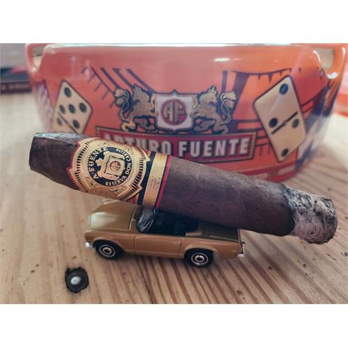 Arturo Fuente Don Carlos Belicoso 5 3/8 * 52