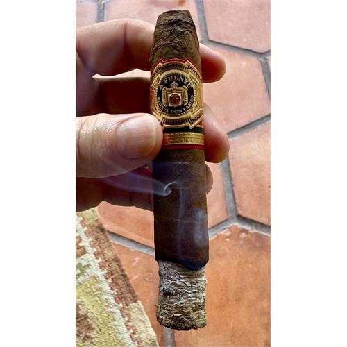 Arturo Fuente Don Carlos Belicoso 5 3/8 * 52
