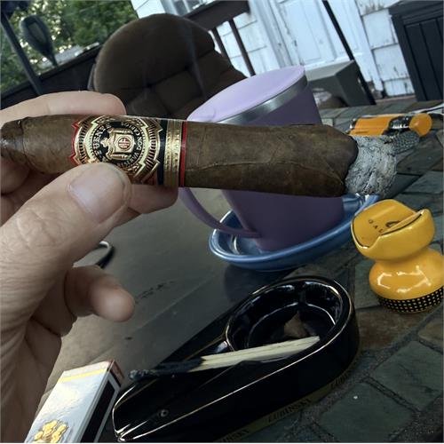 Arturo Fuente Don Carlos Belicoso 5 3/8 * 52
