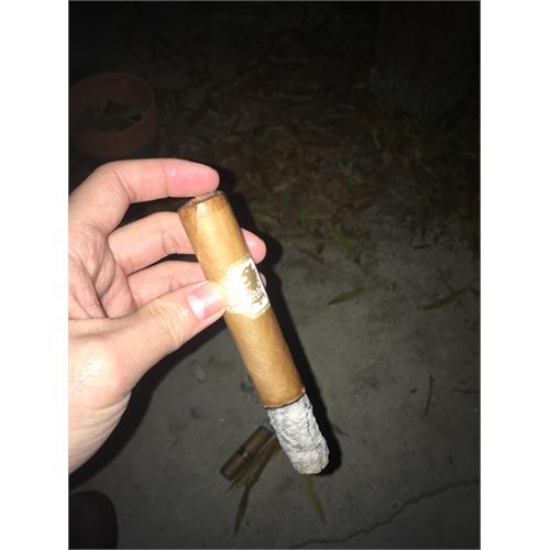 Liga Undercrown Connecticut Shade Gran Toro 6  * 52