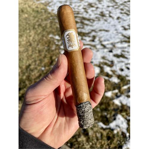 Liga Undercrown Connecticut Shade Gran Toro 6  * 52