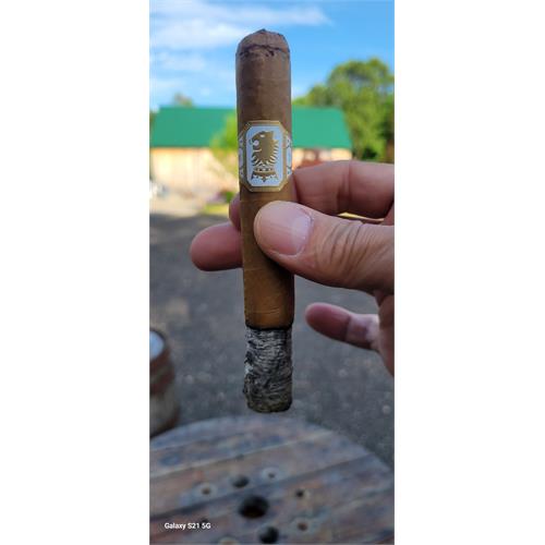 Liga Undercrown Connecticut Shade Gran Toro 6  * 52