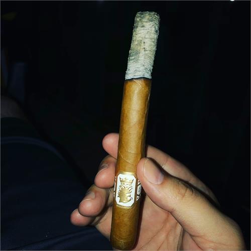 Liga Undercrown Connecticut Shade Gran Toro 6  * 52