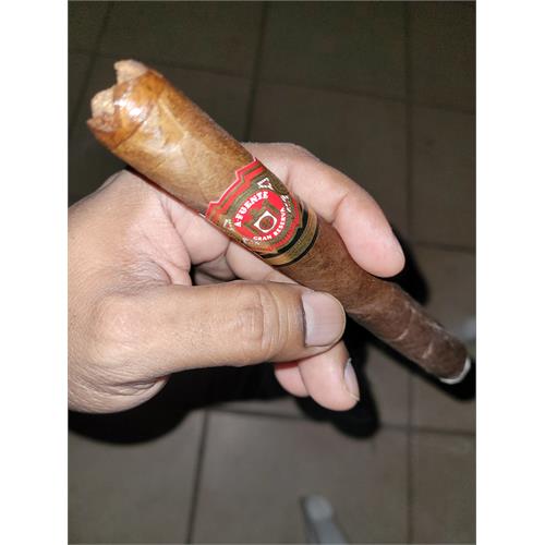 Arturo Fuente Sun Grown Chateau Royal Salute 7 5/8 * 54