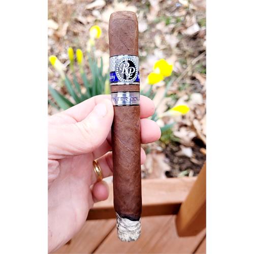 Rocky Patel Winter Collection Toro 6 1/2 * 52