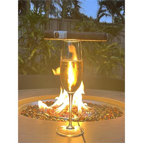 Padron 50th Anniversary Natural 6 1/2 * 52