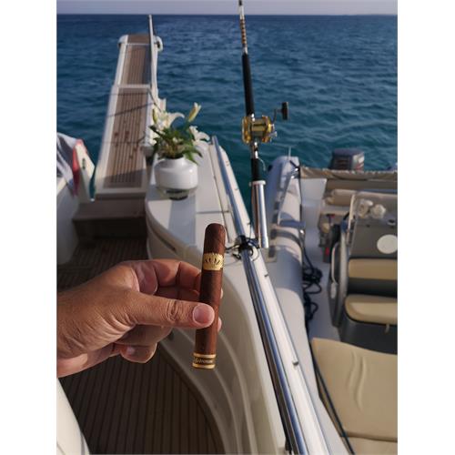 Sobremesa Solita Robusto Largo 5 1/4 * 52