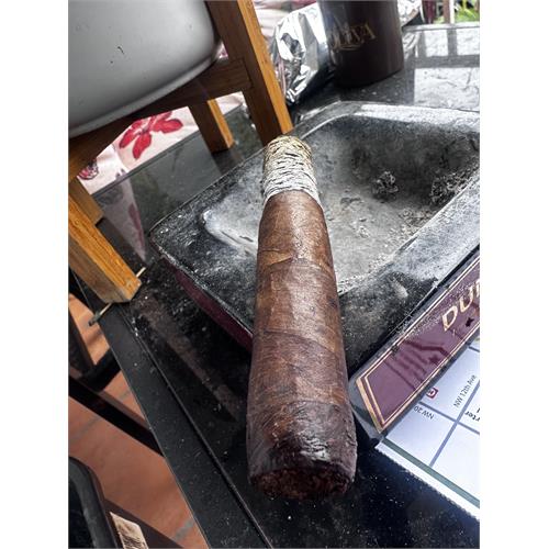 Pappy Van Winkle Family Reserve Barrel Fermented Robusto 5 1/4 * 52