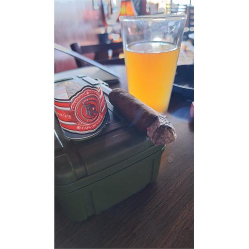 PDR 1878 Oscuro Toro 6  * 52