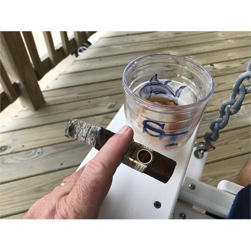 Padron 1964 Anniversary TAA Toro Maduro 5  * 56