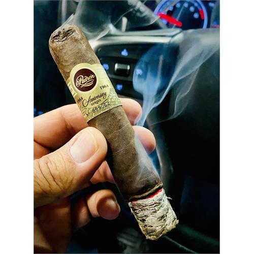 Padron 1964 Anniversary TAA Toro Maduro 5  * 56