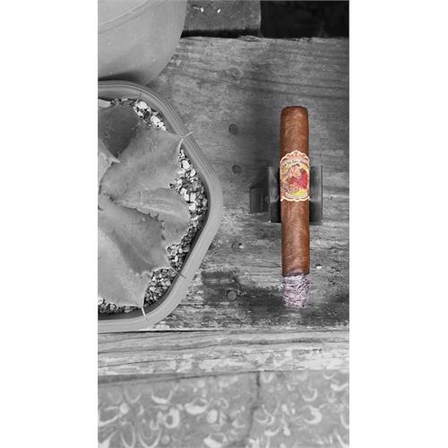 Flor de las Antillas Toro Tubo 6  * 50