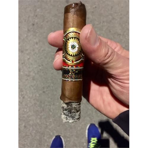 Perdomo 20th Anniversary Sun Grown R556 5  * 56