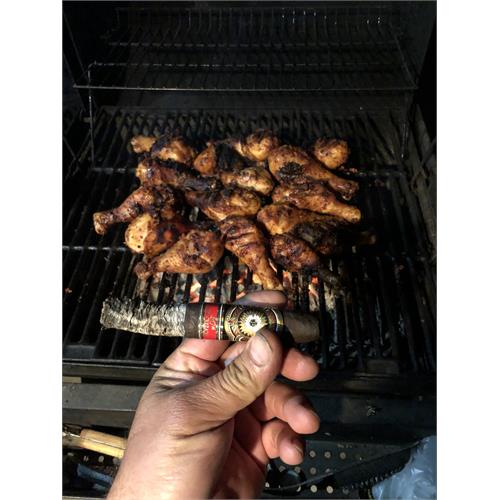 Perdomo 20th Anniversary Maduro Torpedo 6 1/2 * 54