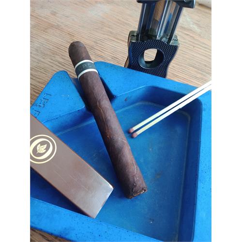 RoMa Craft CroMagnon Anthropology 5 3/4 * 46