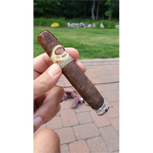 Padron 1926 Serie No. 48 Maduro 5 1/2 * 60