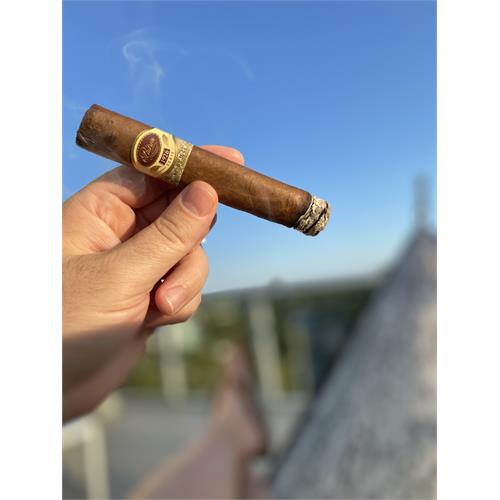 Padron 1926 Serie No. 48 Natural 5 1/2 * 60