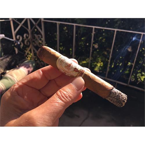 La Galera Connecticut El Lector Toro 6  * 54