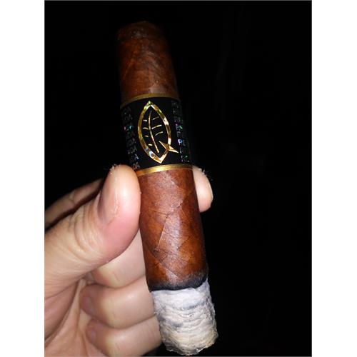 Quesada Reserva Privada Oscuro Robusto 4 3/4 * 52