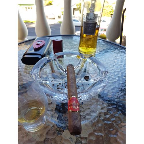 Macanudo Inspirado Orange Churchill 7  * 49