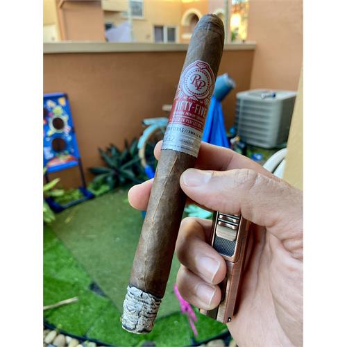 Rocky Patel Fifty-Five Titan 8  * 55