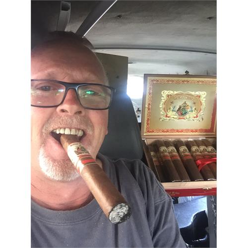 AJ Fernandez Bellas Artes Gordo 6 1/2 * 58