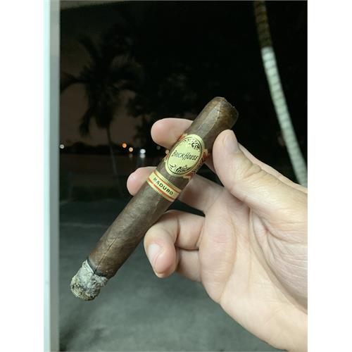 Brick House Toro Maduro 6  * 52