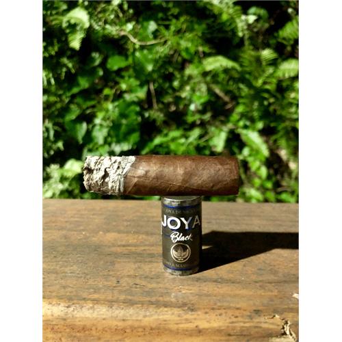 Joya Black Nocturno 6 1/4 * 46