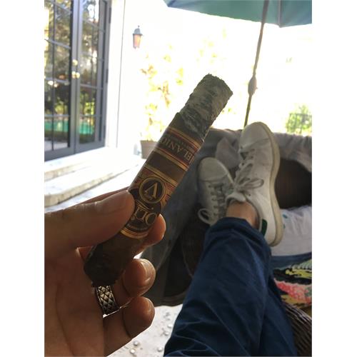 Oliva Serie V Melanio Maduro Robusto 5  * 52