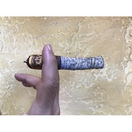 Oliva Serie V Melanio Maduro Robusto 5  * 52