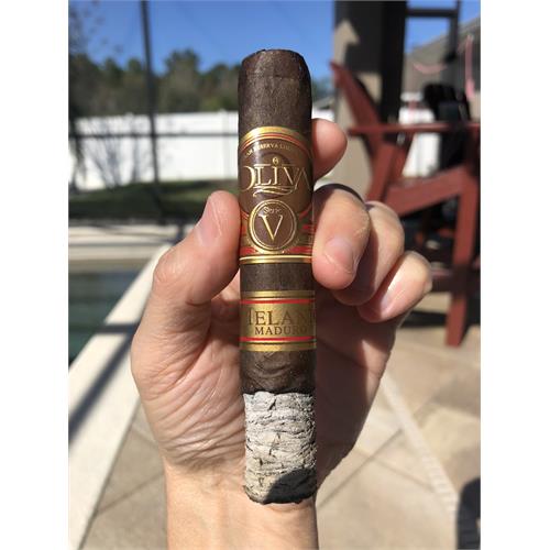 Oliva Serie V Melanio Maduro Robusto 5  * 52