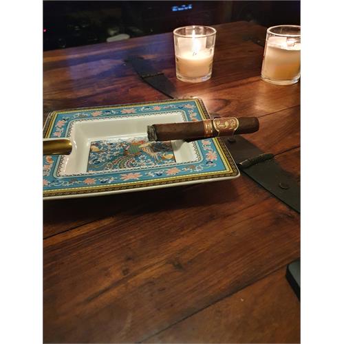 Matilde Quadrata Robusto 5 1/4 * 50