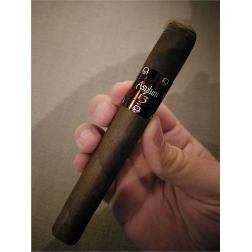 Asylum 13 Corojo Toro 6  * 52