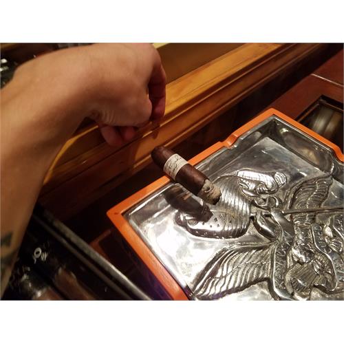 Liga Privada No. 9 Flying Pig 4  * 60