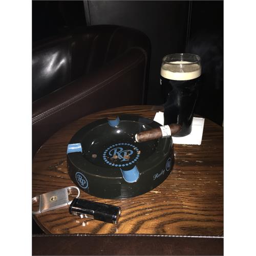 Liga Privada No. 9 Flying Pig 4  * 60