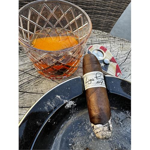 Liga Privada No. 9 Flying Pig 4  * 60