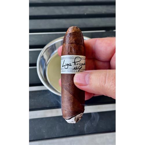 Liga Privada No. 9 Flying Pig 4  * 60