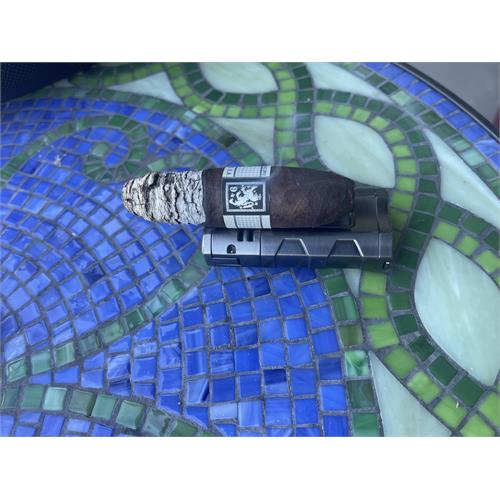 Liga Privada No. 9 Flying Pig 4  * 60