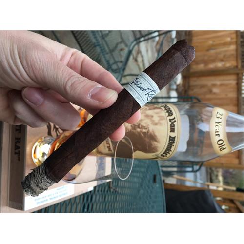 Liga Privada Unico Velvet Rat 6 1/4 * 46
