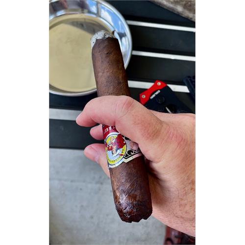La Gloria Cubana Serie R Esteli Maduro No. Sixty Four 6 1/4 * 64