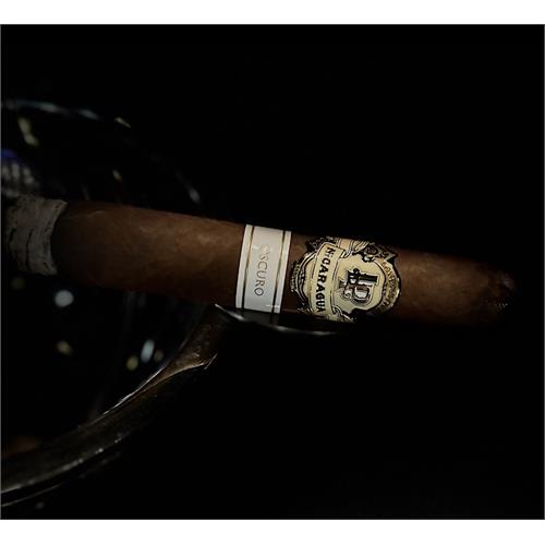 La Palina Nicaragua Oscuro Robusto 5  * 52
