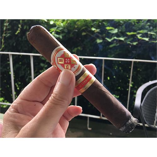 Hoyo La Amistad Gigante 6  * 60