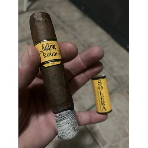 Aging Room Solera Sun Grown Festivo 4 3/4 * 52